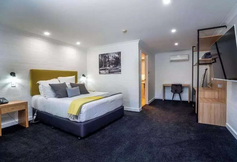اتاق استاندارد برای معلولان, Town Square Motel