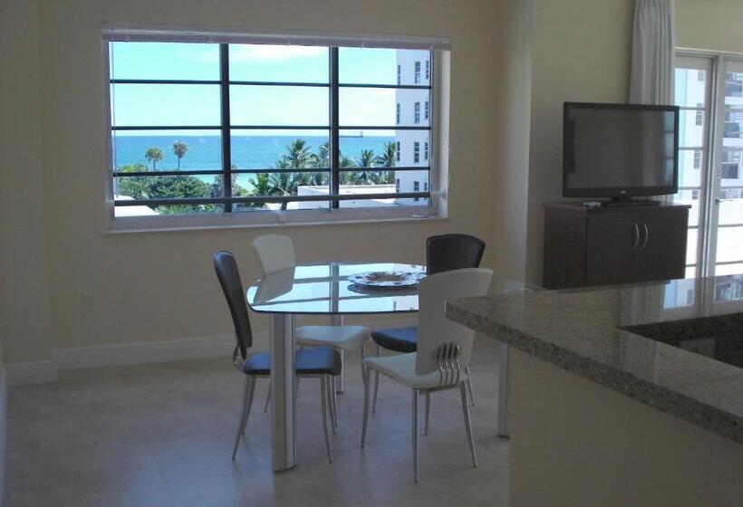 패밀리 스튜디오, Westover Arms