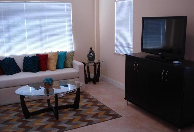 프리미엄 스튜디오, Westover Arms