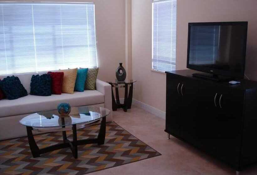 프리미엄 스튜디오, Westover Arms