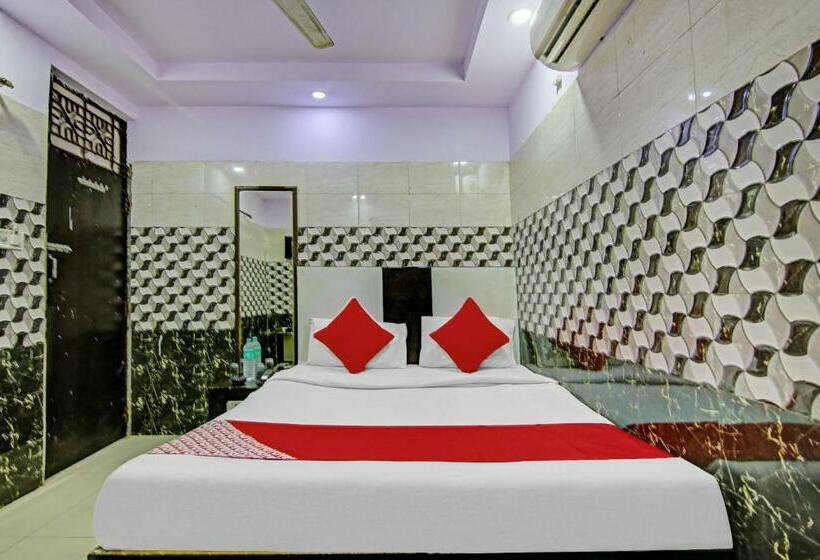 اتاق کلاسیک سه تخته, Oyo 81741  Naseeb