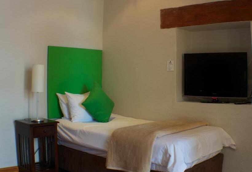 家庭间, Ashanti Gardens Guesthouse