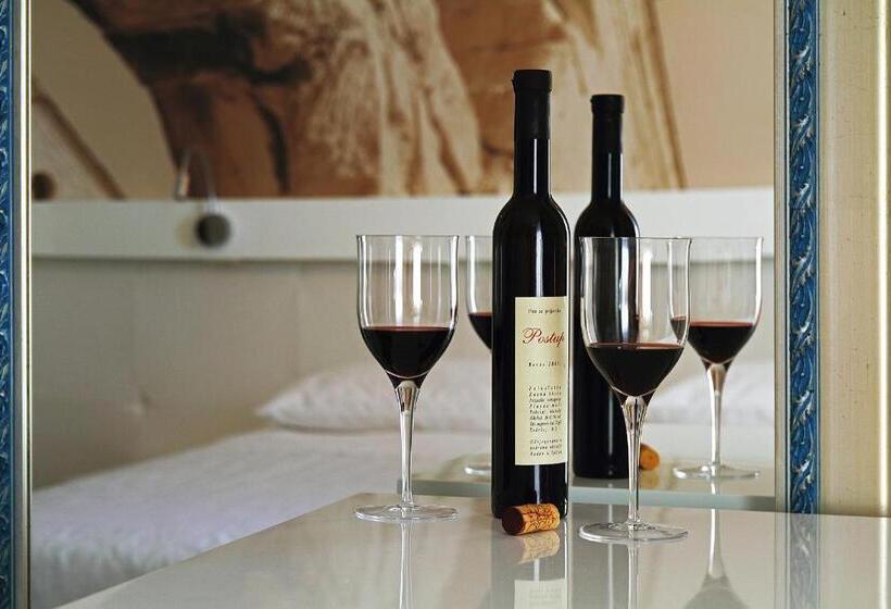 اتاق استاندارد, La Porta Luxury Rooms