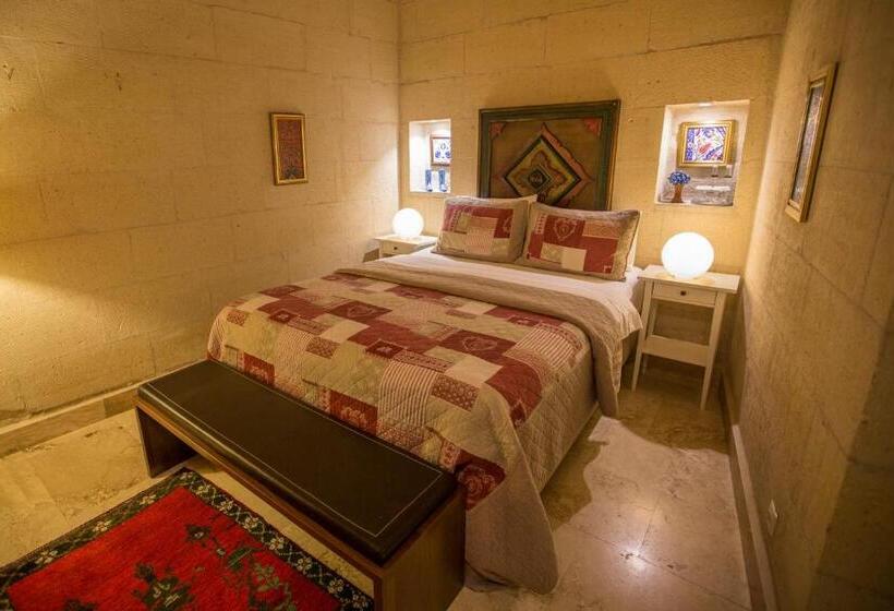 غرفة كومفورت, Ansia