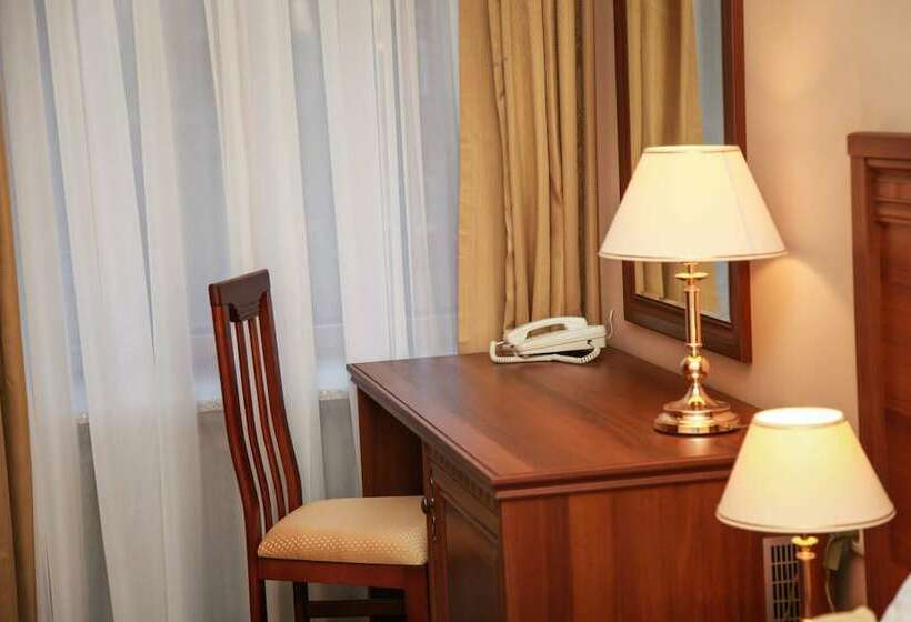 スタンダードルーム, Arkada