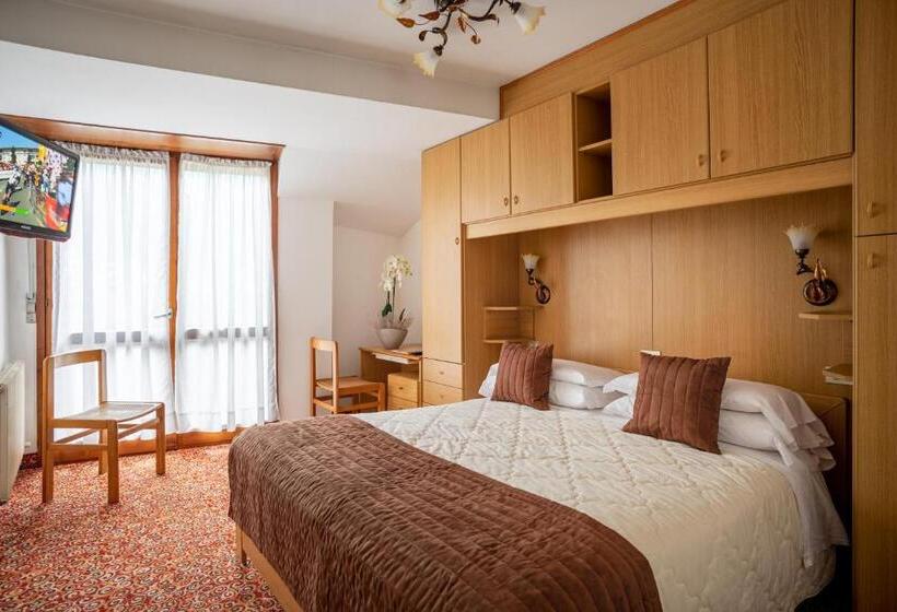 غرفة ديلوكس, Europa