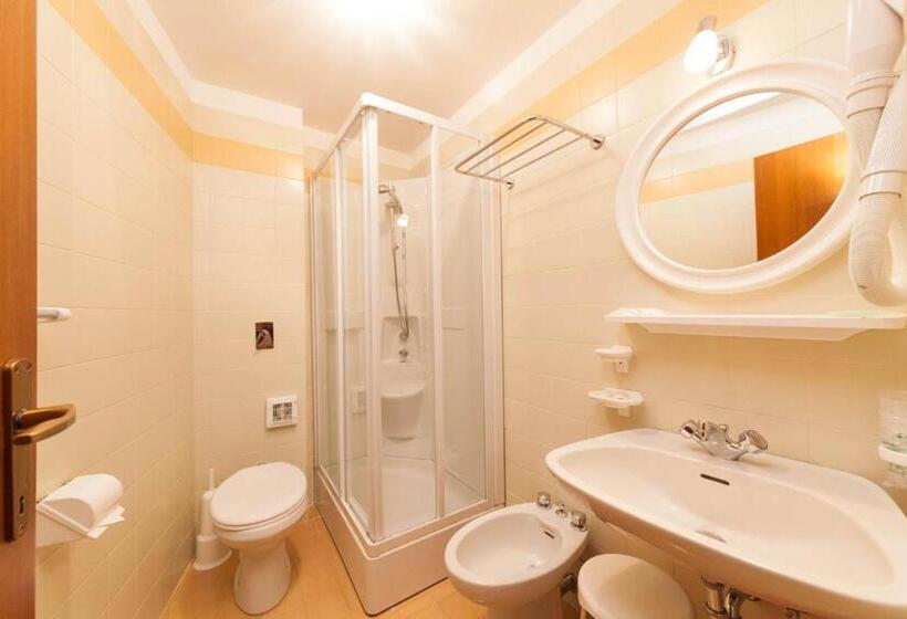 غرفة عائلية, Europa