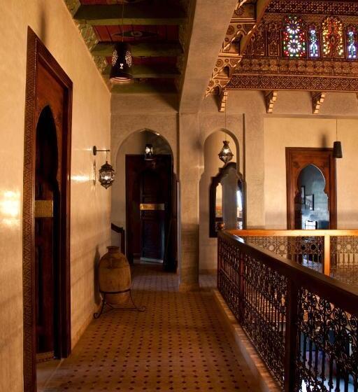 سوییت لوکس, Kasbah Illy