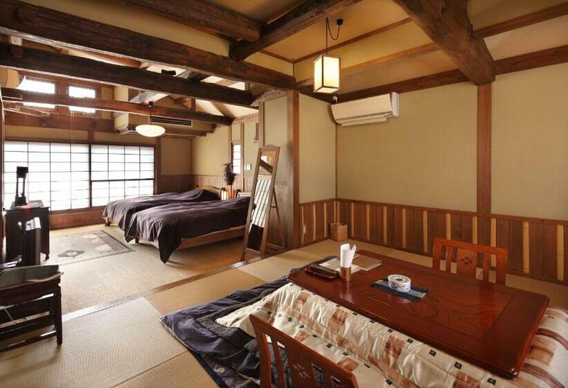 اتاق استاندارد با سرویس بهداشتی مشترک, Kurokawa Onsen Oyado Noshiyu