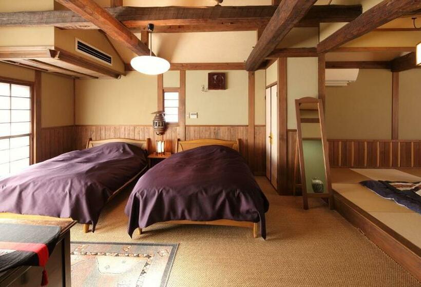 اتاق استاندارد با سرویس بهداشتی مشترک, Kurokawa Onsen Oyado Noshiyu
