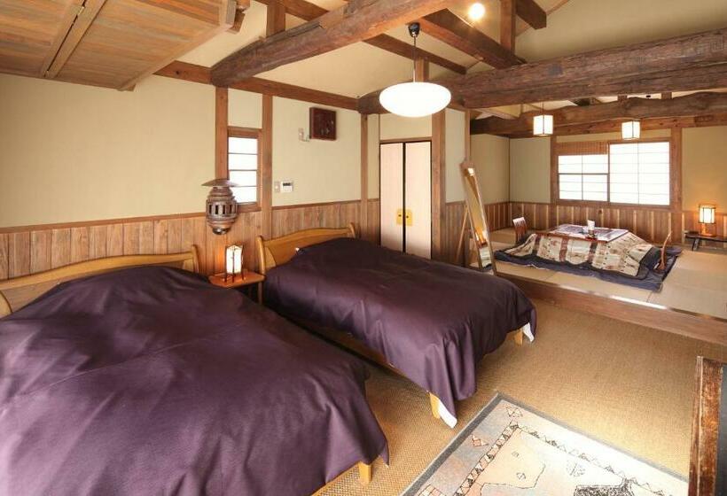 اتاق استاندارد با سرویس بهداشتی مشترک, Kurokawa Onsen Oyado Noshiyu