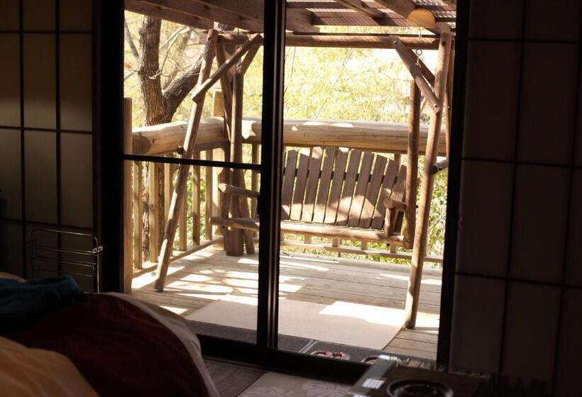 اتاق استاندارد با تراس, Kurokawa Onsen Oyado Noshiyu