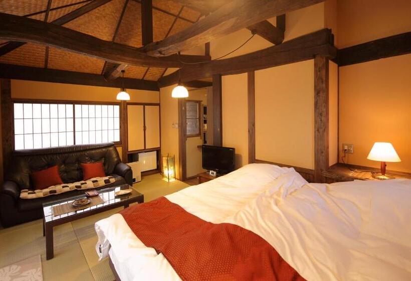 اتاق استاندارد با تراس, Kurokawa Onsen Oyado Noshiyu