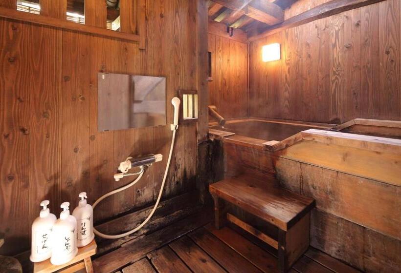 اتاق استاندارد با تراس, Kurokawa Onsen Oyado Noshiyu