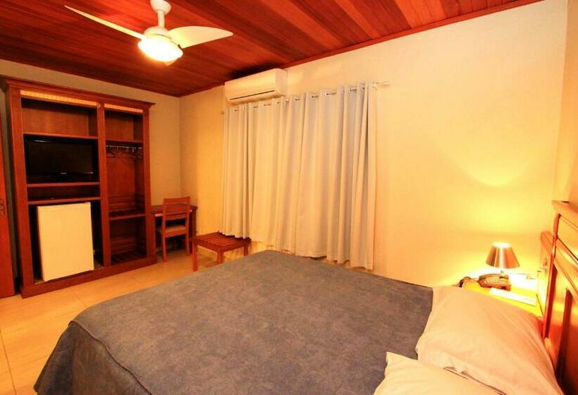 Quarto Triplo Deluxe, Pousada Gramado