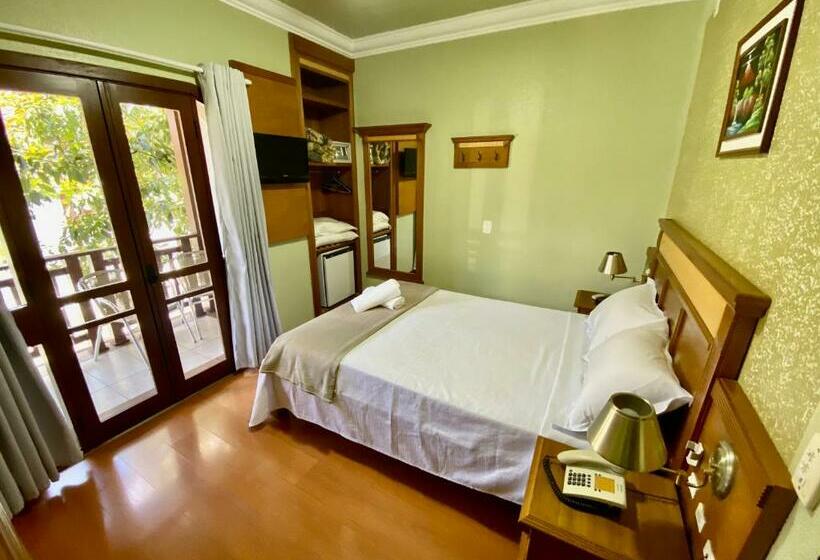 带阳台的高级房间, Pousada Gramado