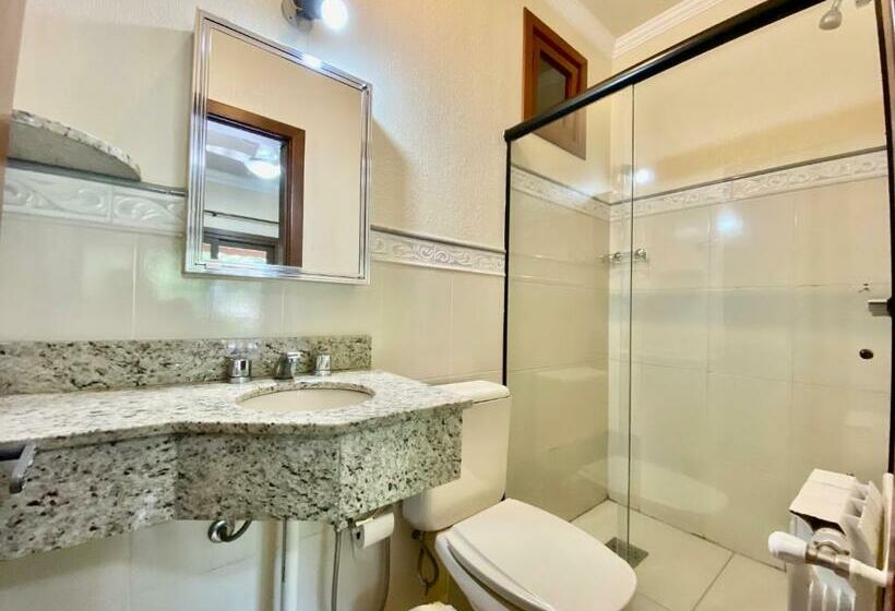 带阳台的高级房间, Pousada Gramado