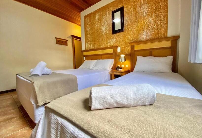 豪华三人间, Pousada Gramado