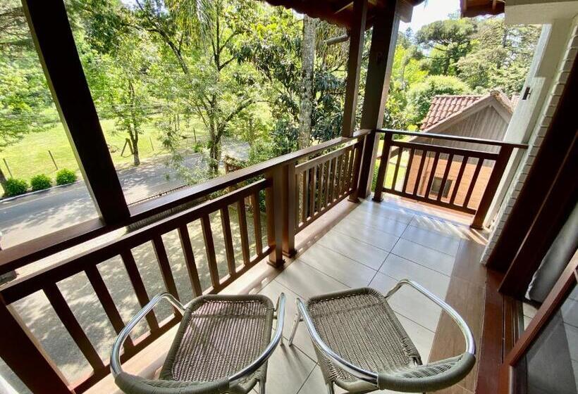 Quarto Triplo Superior, Pousada Gramado