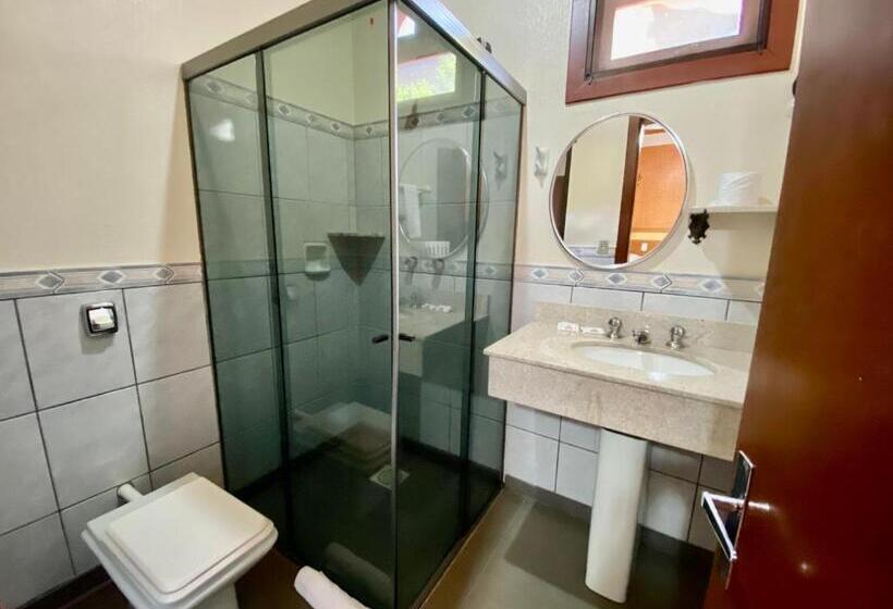 标准三人间, Pousada Gramado