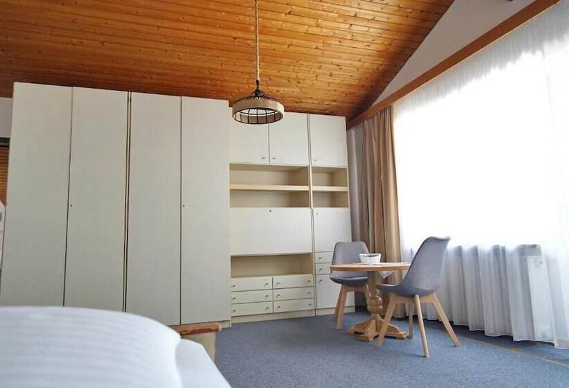 家庭间, Villa Bello