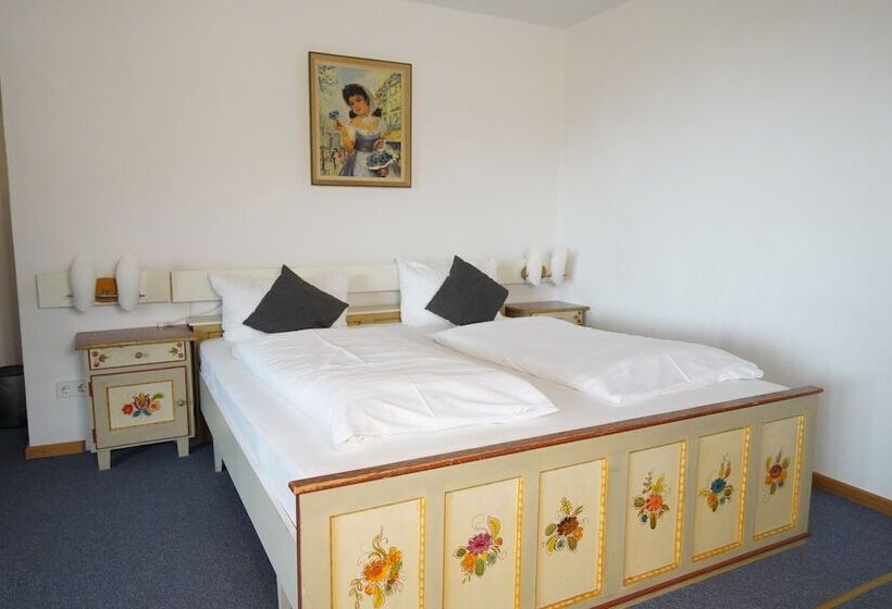 家庭间, Villa Bello