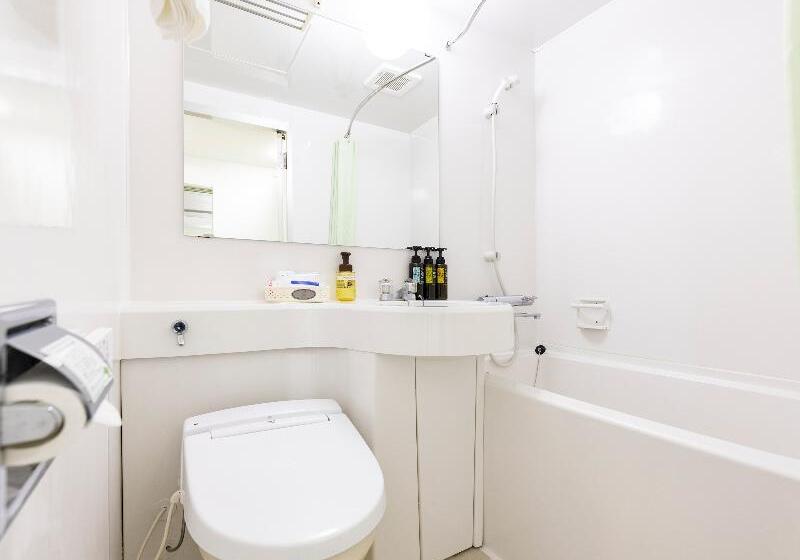 غرفة قياسية, Wing International Izumi