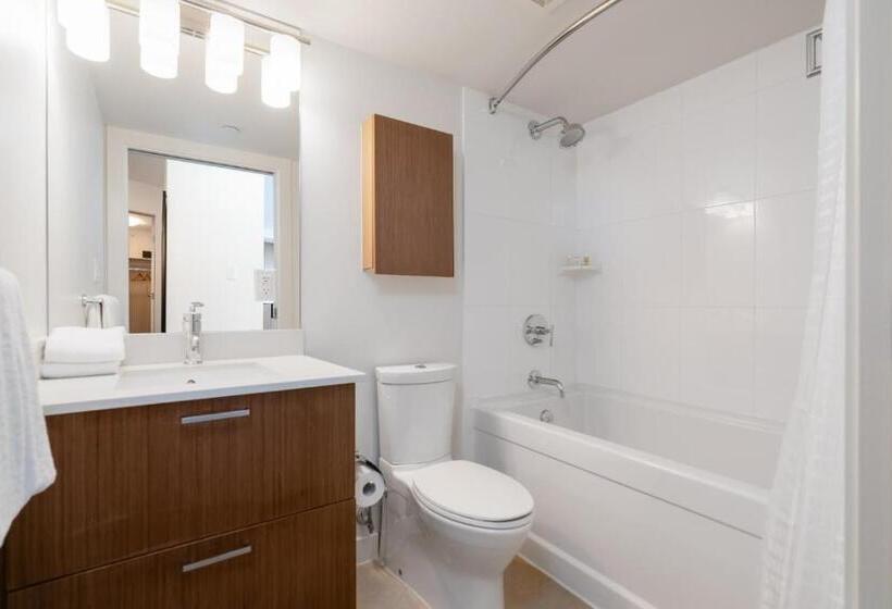 带2个卧室的套房, Level Vancouver   Yaletown Seymour