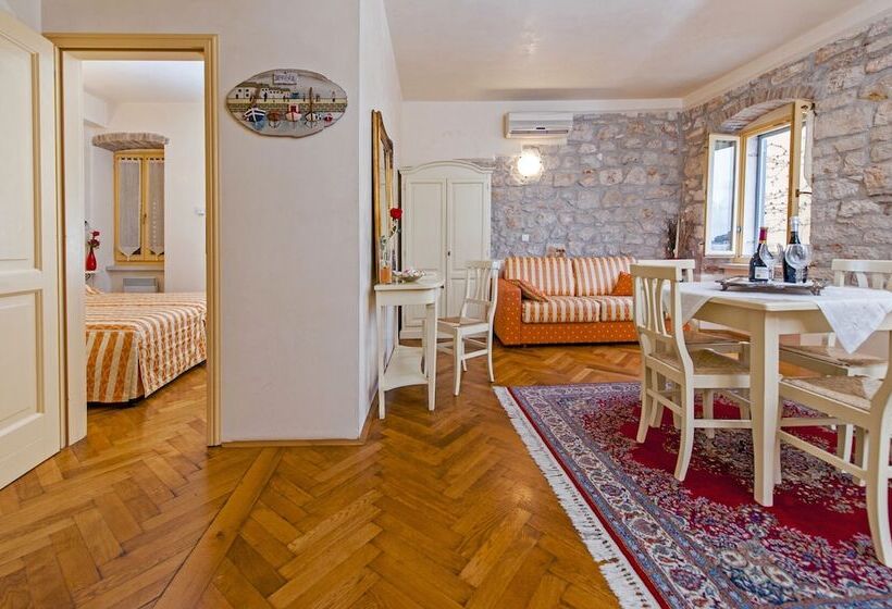Апартаменты 1 Спальня Вид на Море, Residence La Carera