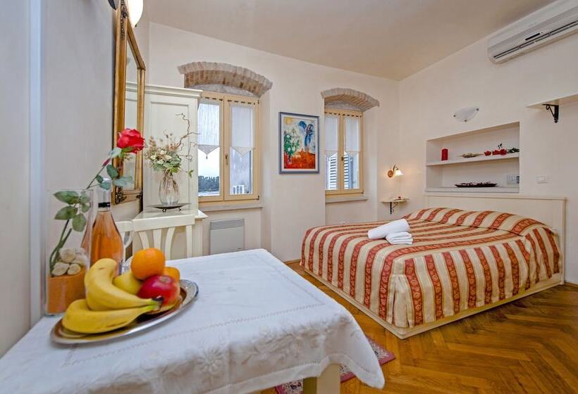 带海景的标准房, Residence La Carera