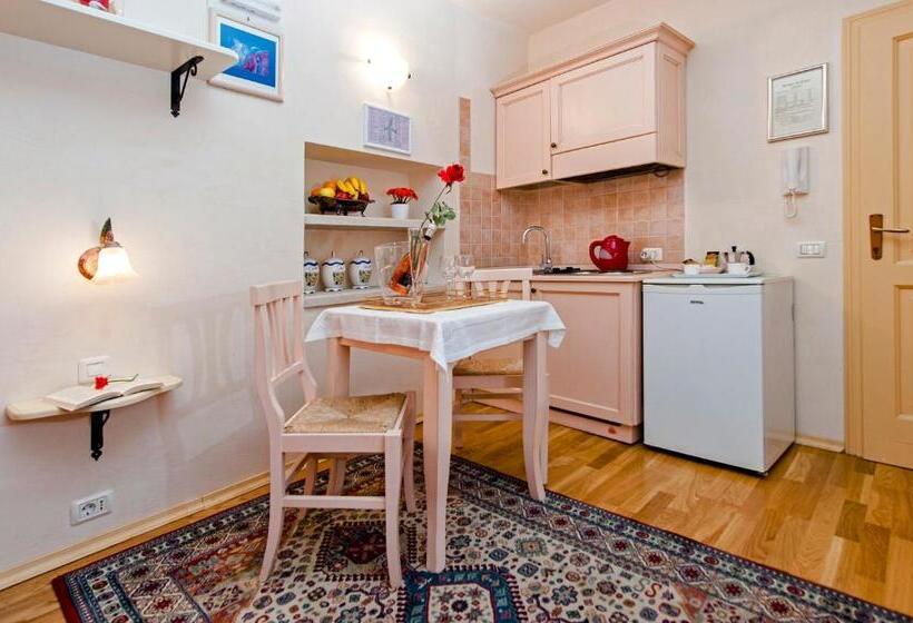 标准间, Residence La Carera