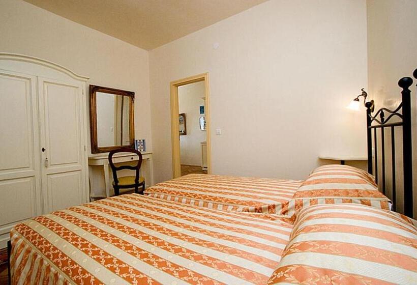 带1个卧室的带海景的公寓, Residence La Carera