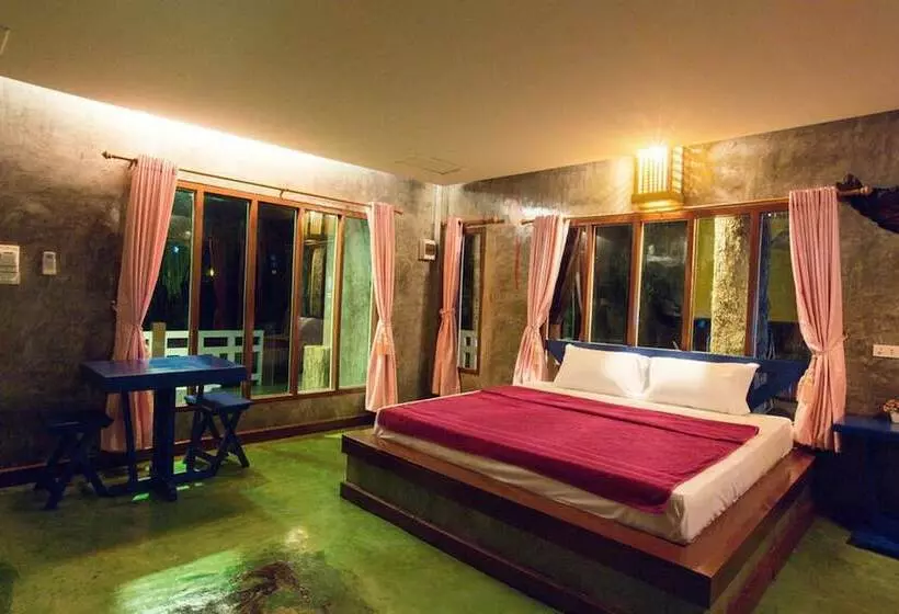 کلبه ییلاقی, Tamsabai Resort Chumphon