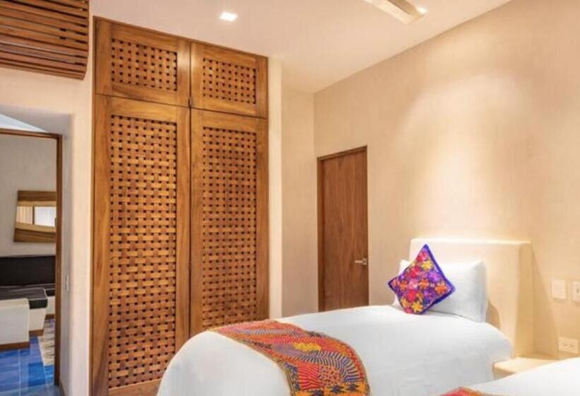 Junior Suite with Terrace, Niwa Tulum