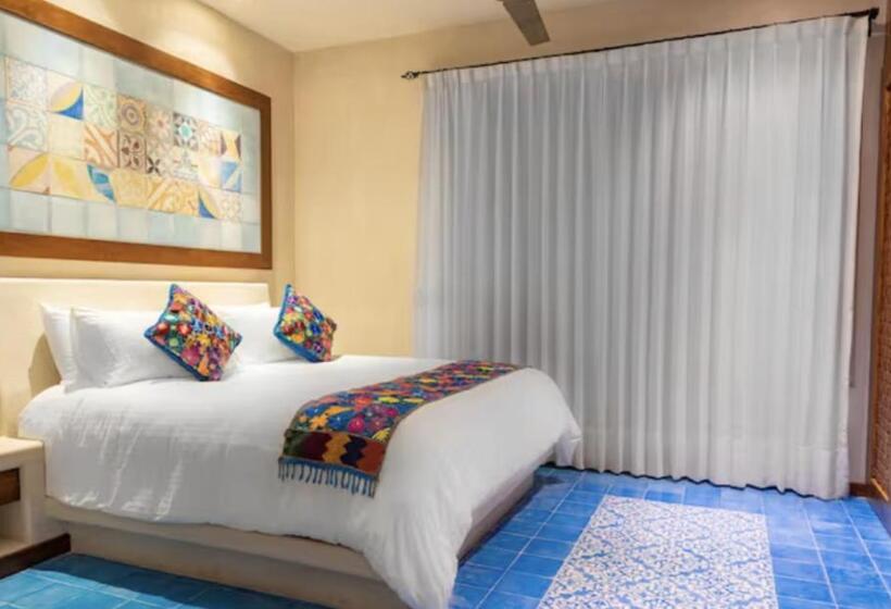 Junior Suite with Terrace, Niwa Tulum