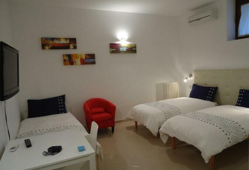 اتاق استاندارد چهار تخته, Villa Dafne