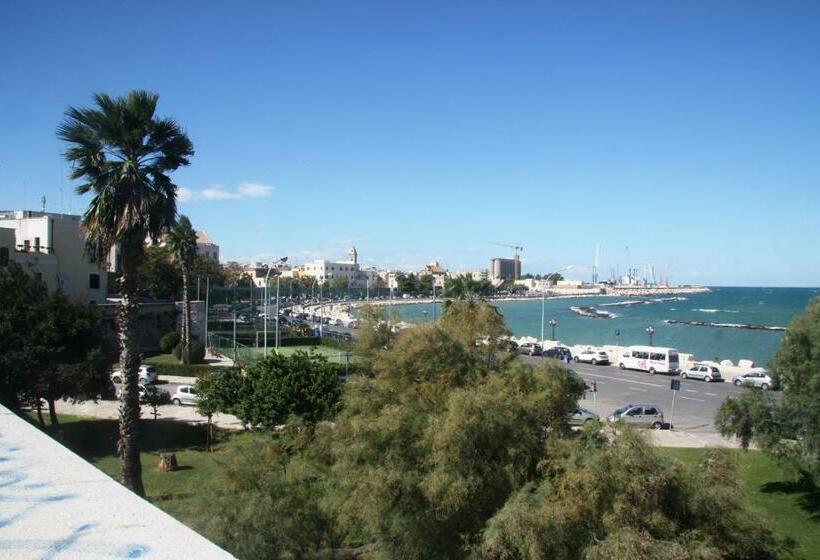 اتاق استاندارد چهار تخته, Villa Dafne