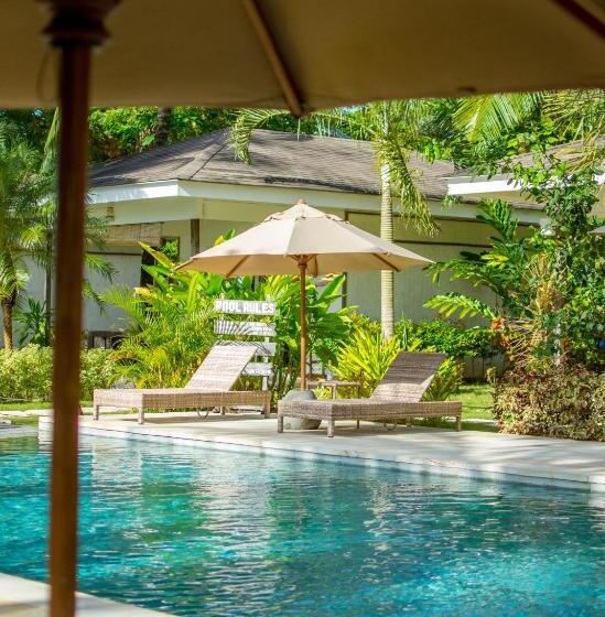 کابین, Cadlao Resort And Restaurant