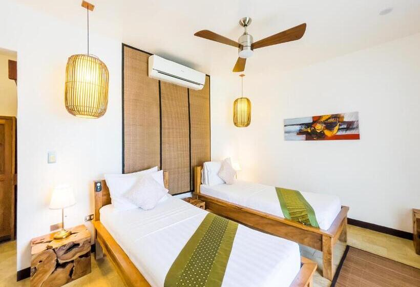 کابین, Cadlao Resort And Restaurant