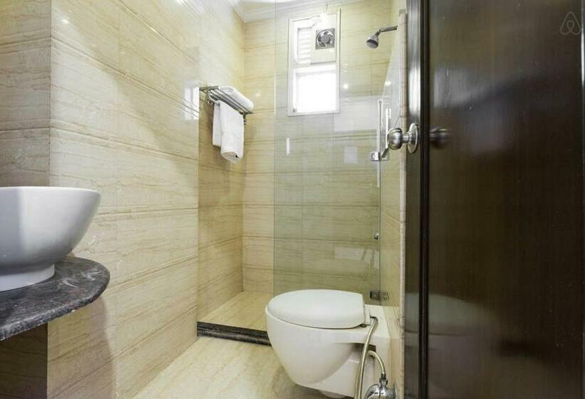 Номер Deluxe, Amax Inn