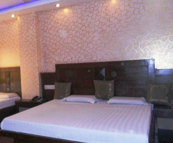 Номер Deluxe, Amax Inn