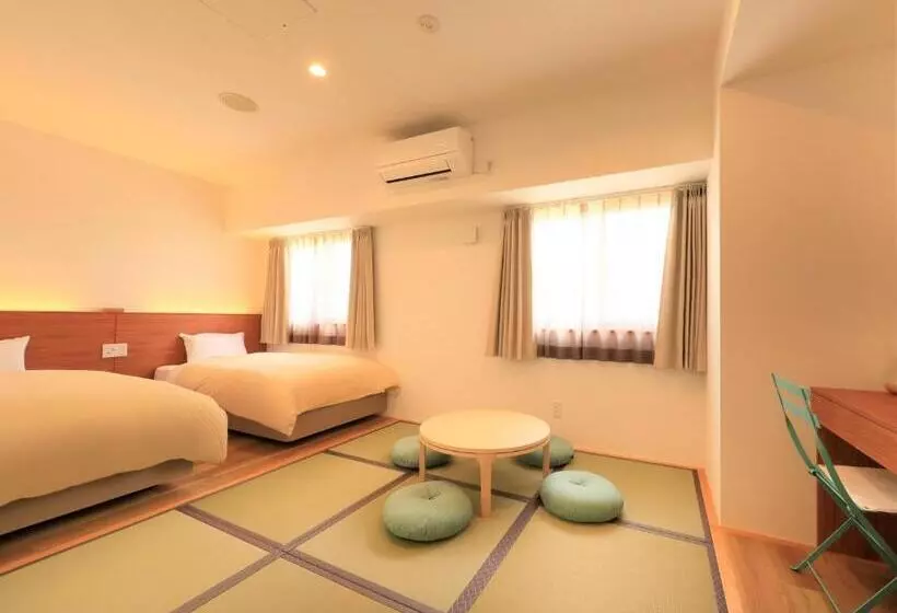 Standard Neljän Hengen Huone, Central Resort Miyakojima