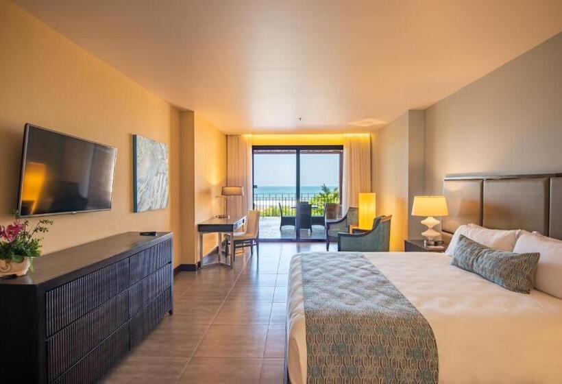 سوییت خانوادگی, Croc S Resort & Casino