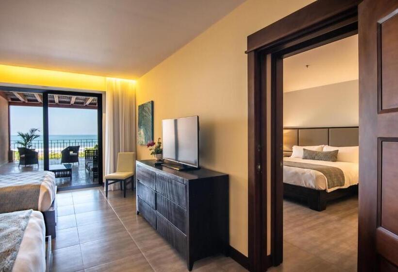 سوییت خانوادگی, Croc S Resort & Casino