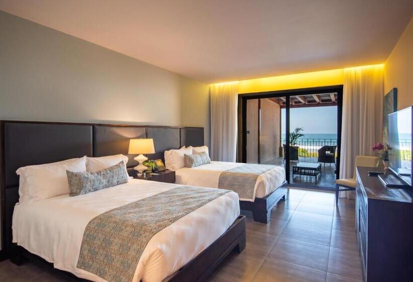 سوییت خانوادگی, Croc S Resort & Casino