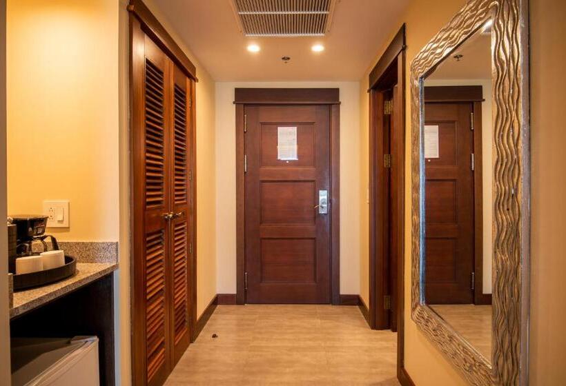 سوییت خانوادگی, Croc S Resort & Casino