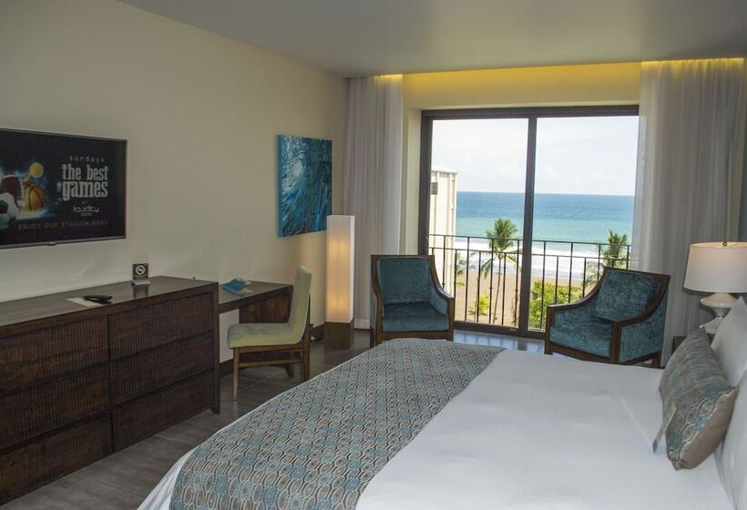 اتاق لوکس با چشمانداز دریا, Croc S Resort & Casino