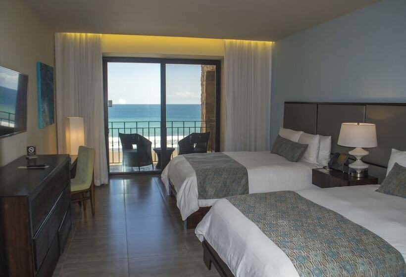 اتاق لوکس با بالکن و چشمانداز دریا, Croc S Resort & Casino