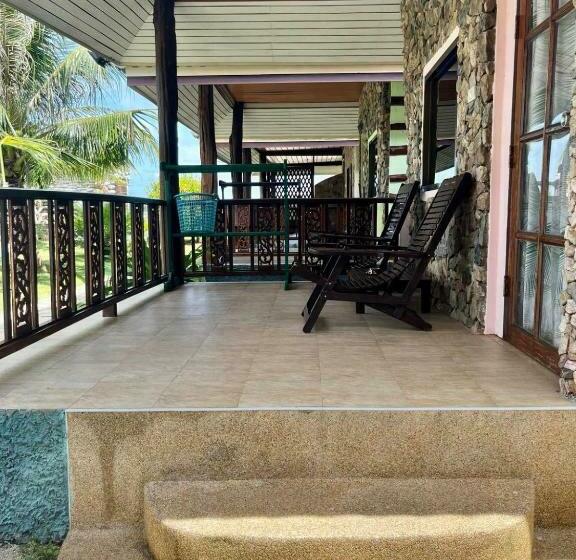 Бунгало Стандарт Вид на Море, First Villa Beach Resort