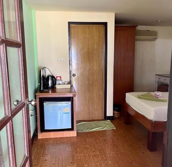 Номер Deluxe Вид на Море Боковой, First Villa Beach Resort